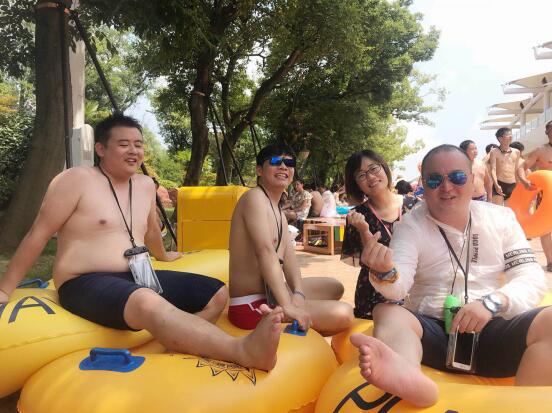 文軍營銷上海總公司事業(yè)一部團建活動